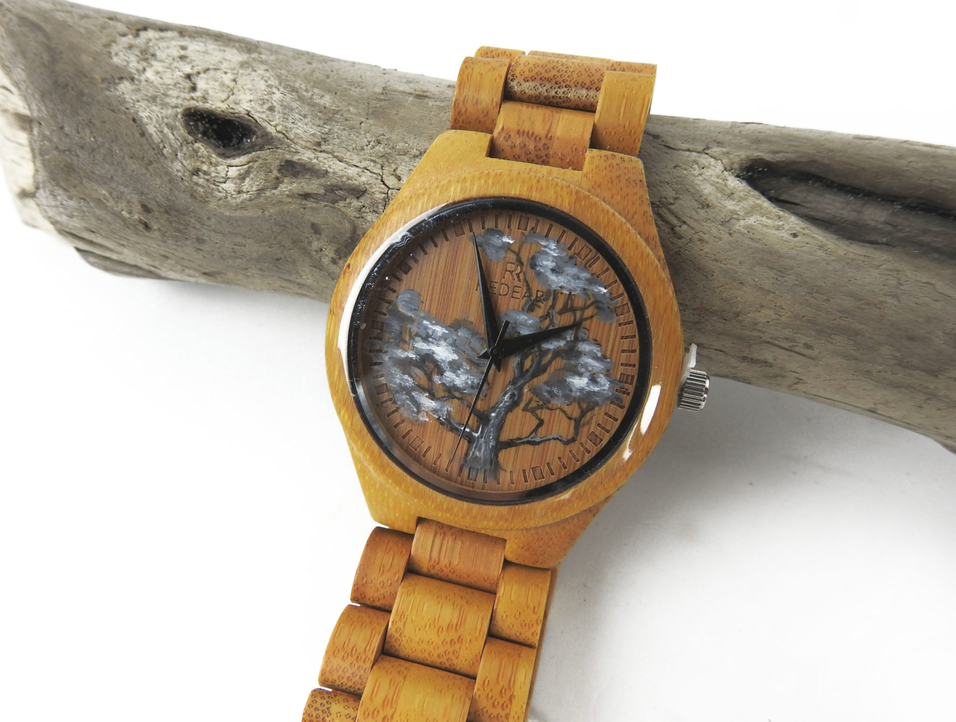 Amazon.com: Dakota DK2642 Bamboo Wrist Watch, Brown : Clothing, Shoes &  Jewelry